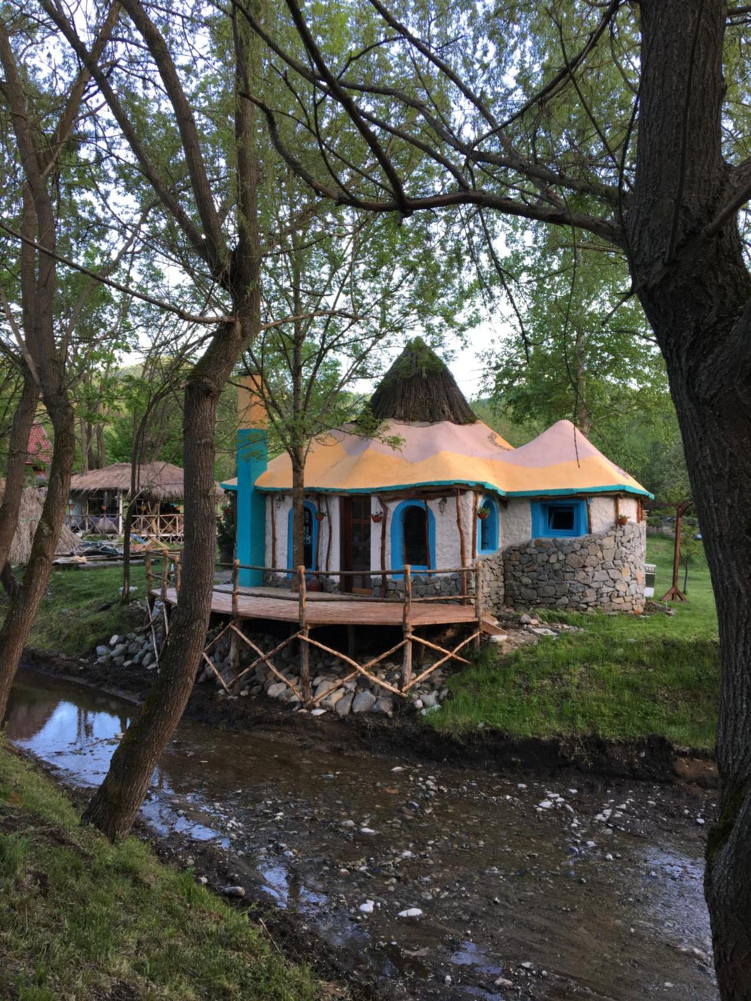 Viewtopia The Secret Land Valea Draganului Exterior photo