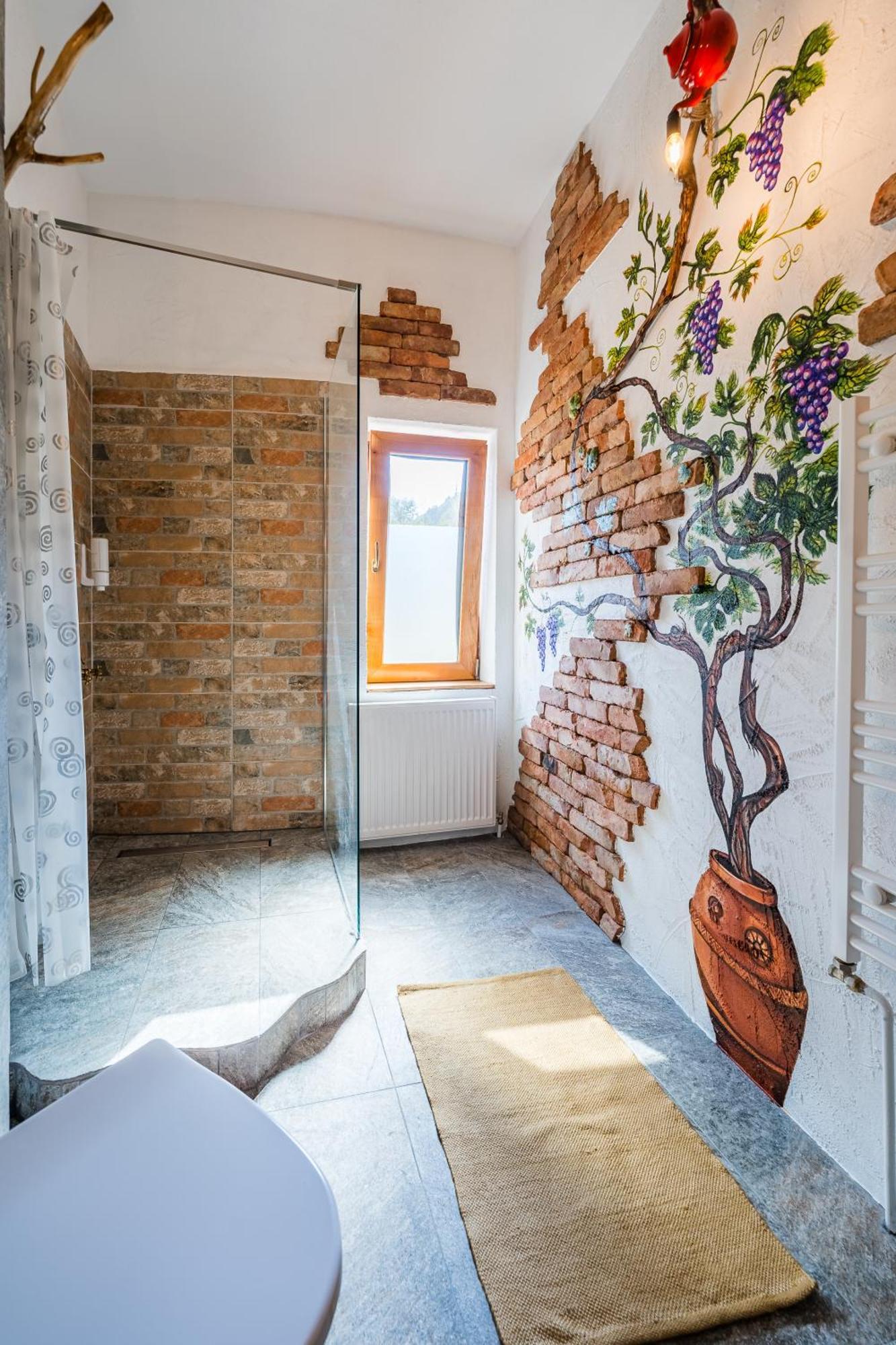 Viewtopia The Secret Land Valea Draganului Exterior photo